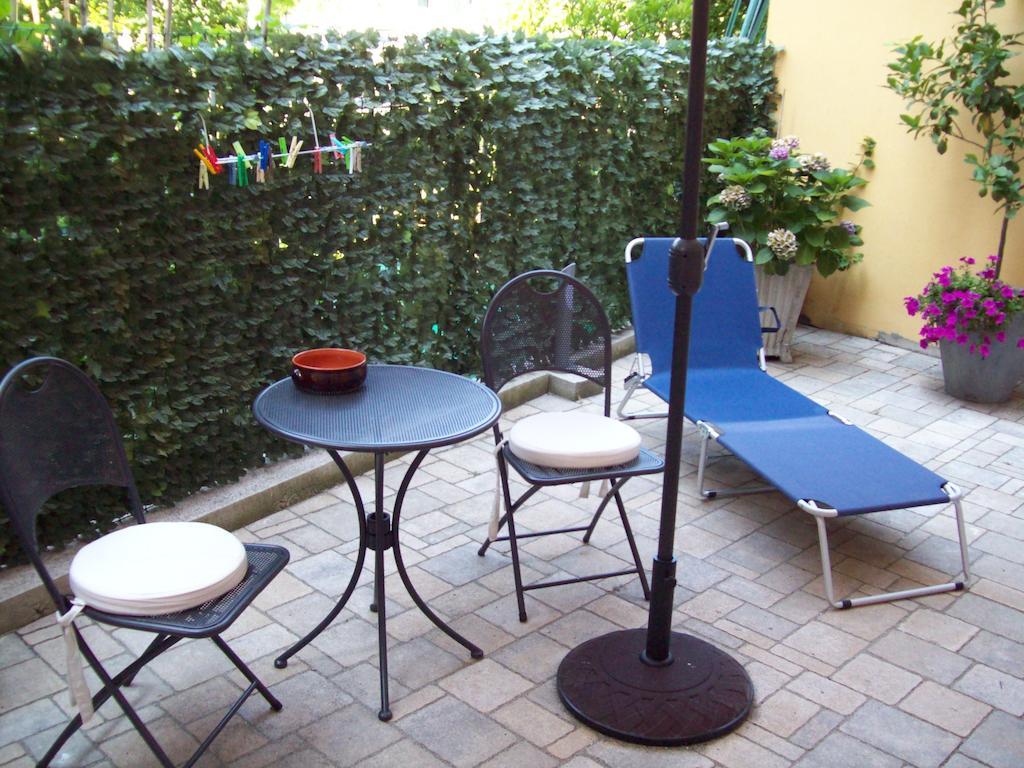 Guest house Le Divine - Reception Via Xxv Aprile 5 3*