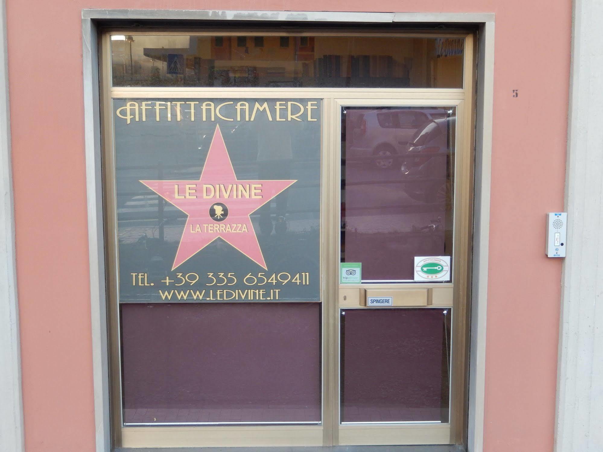 Le Divine - Reception Via Xxv Aprile 5 Guest house 3*