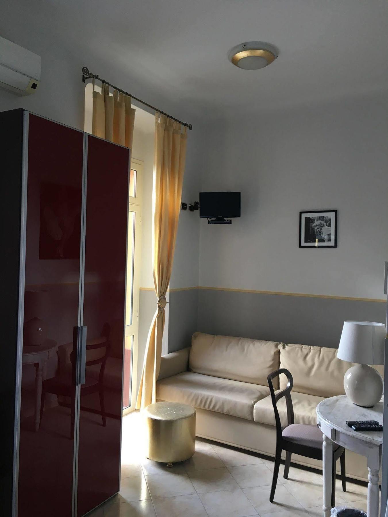 Le Divine - Reception Via Xxv Aprile 5 Guest house Levanto